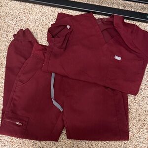 Figs Burgundy Scrub Top